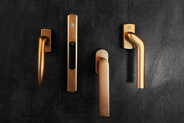 门窗五金件：无基座和有基座执手哪个好？